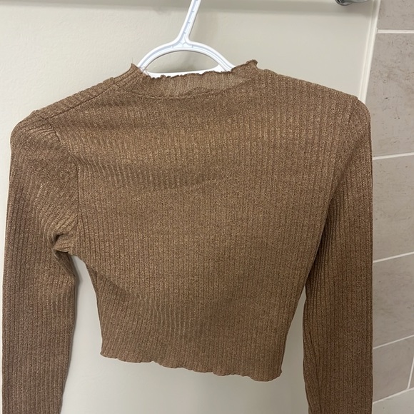 SHEIN Beige Ribbed Crop Top - Picture 4 of 4